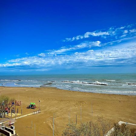 Hotel Sacramora Римини Экстерьер фото
